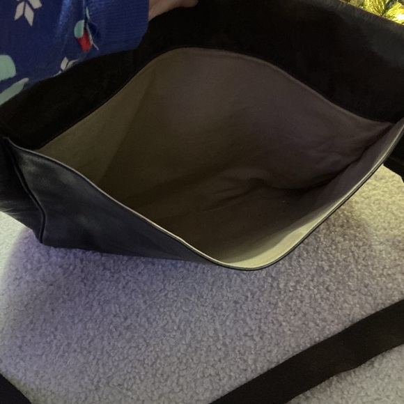 Banana Republic Black Leather Messenger Bag - Picture 10 of 12